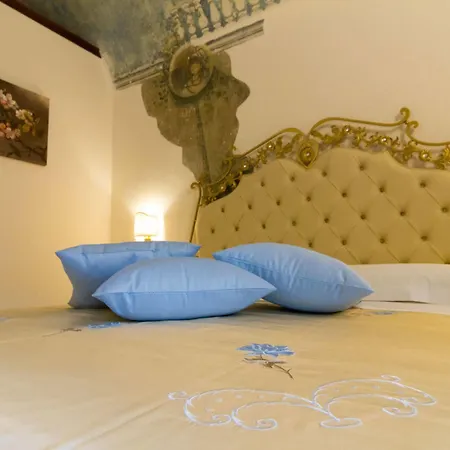 Palazzo Tasca 3* Noto